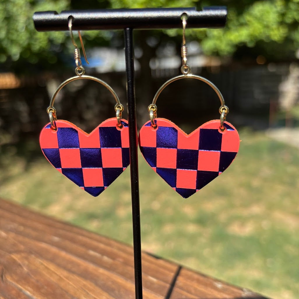 プニ　HUMAN MADE Heart Earrings 赤青セット Heart Earrings in Orange and Blue – Tasteful Orange and Blue