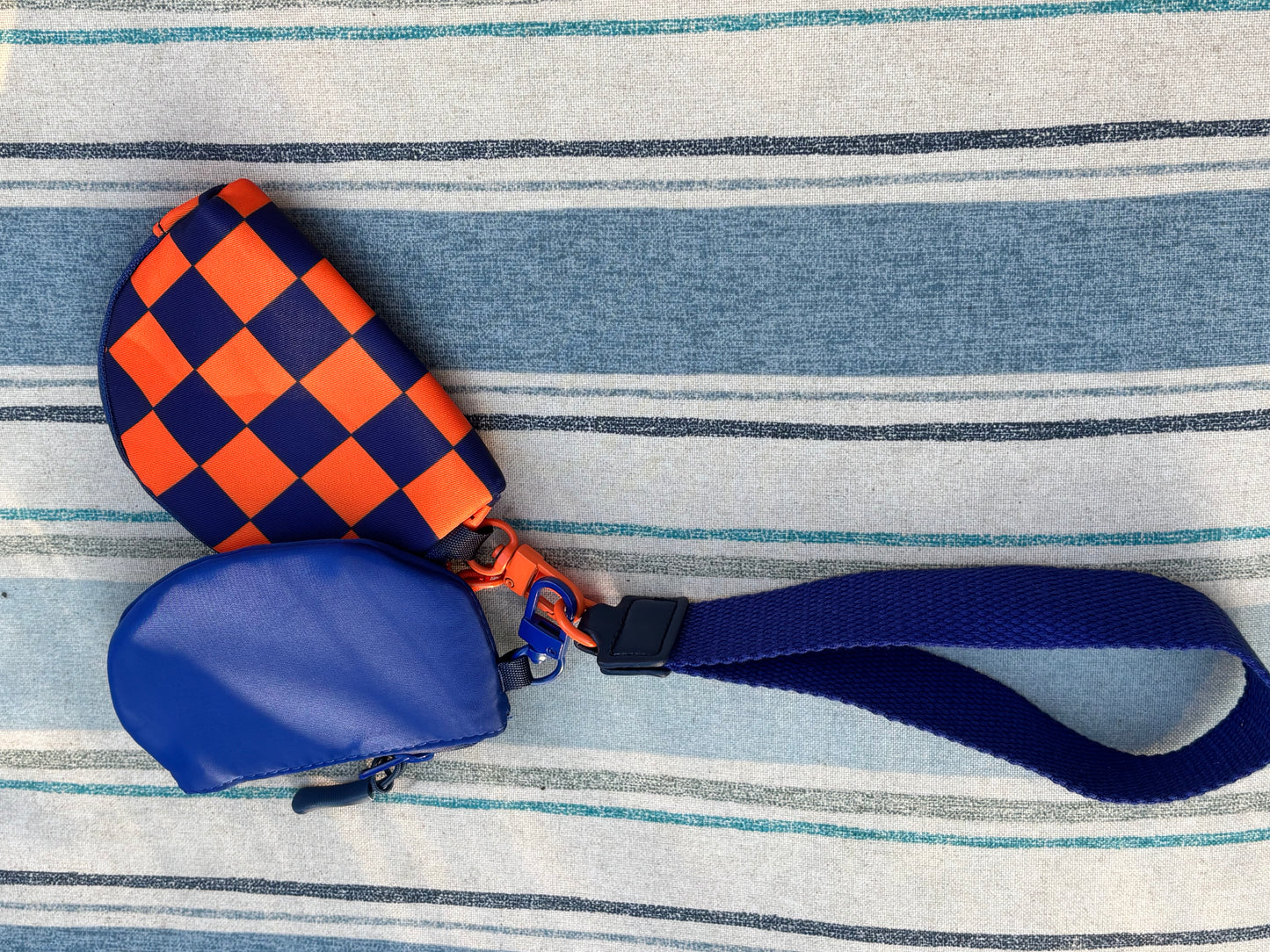 Dual Color Wristlets